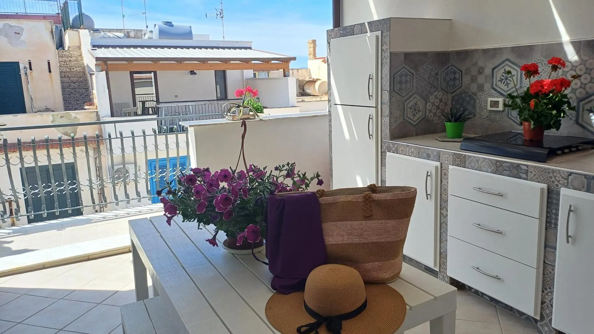 Terra Sinus Beautiful Suite Terrasini Apartman